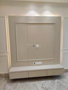 Bedroom Image of 1800 Sq.ft 3 BHK Builder Floor for sale in Shalimar Bagh New Delhi for Rs. 39500000