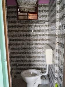 Bathroom Image of 750 Sq.ft 2 BHK Apartment / Flat for rent in Mahaprabhu Jharna Apartment, Benachity Durgapur for Rs. 9000