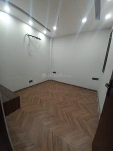 Bedroom Image of 1150 Sq.ft 3 BHK Builder Floor for sale in Ramesh Nagar New Delhi for Rs. 16500000