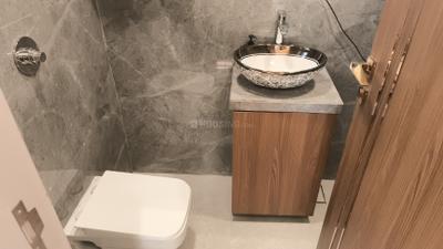 Image of 670 Sq.ft 1.5 BHK Apartment / Flat for sale in Ssvarna Skypark Residences, Goregaon East, Mumbai for Rs. 15000000