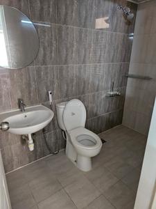 Bathroom Image of 1200 Sq.ft 3 BHK Apartment / Flat for rent in Alliance Galleria Residences, Old Pallavaram Chennai for Rs. 55000