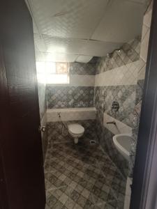 Bathroom Image of 1000 Sq.ft 2.5 BHK Builder Floor for rent in Kadugodi Bengaluru for Rs. 35000