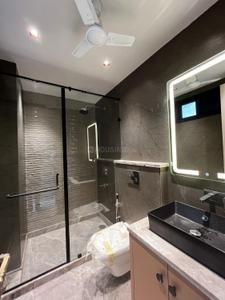 Bathroom Image of 2700 Sq.ft 4 BHK Builder Floor for sale in Paschim Vihar New Delhi for Rs. 55000000
