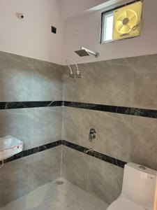Bathroom Image of 1200 Sq.ft 2.5 BHK Builder Floor for rent in Arun Nagar Rewa for Rs. 15000