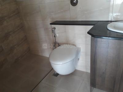 Bathroom Image of 1800 Sq.ft 3 BHK Apartment / Flat for rent in Puravankara Sunflower, Binnipete Bengaluru for Rs. 65000