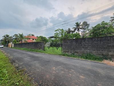 Image of 5220 Sq.ft Residential Plot / Land for sale in Aluva, Kochi for Rs. 3150000