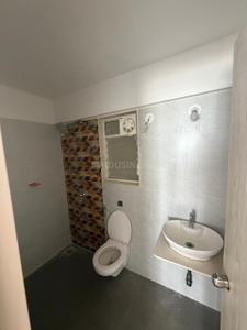 Bathroom Image of 950 Sq.ft 2 BHK Apartment / Flat for rent in Goyal My Home Wakad, Wakad Pune for Rs. 27006
