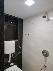 Common Bathroom Image of 935 Sq.ft 2 BHK Apartment / Flat for rent in Sheth Zuri, Thane West Thane for Rs. 45000