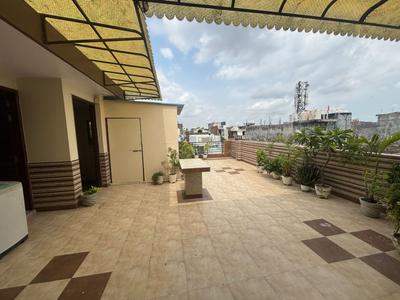 Balcony Image of 450 Sq.ft 2 BHK Independent House for rent in Ashok Vihar New Delhi for Rs. 22000