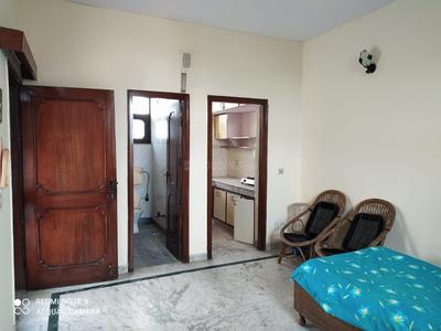 Hall Image of 600 Sq.ft 1 RK Studio for rent in Sector 27 Noida for Rs. 17000