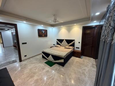 Hall Image of 2000 Sq.ft 3 BHK Builder Floor for rent in Mansarover Garden New Delhi for Rs. 62500