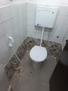 Bathroom Image of 900 Sq.ft 2 BHK Builder Floor for rent in Vasundhara Ghaziabad for Rs. 13000