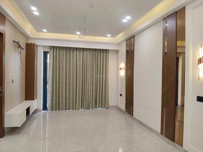 Living Room Image of 2430 Sq.ft 3 BHK Builder Floor for rent in DLF Phase 4 Gurgaon for Rs. 125000