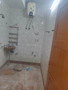 Bathroom Image of 1200 Sq.ft 2 BHK Apartment / Flat for rent in DDA Flats Munirka, Munirka New Delhi for Rs. 50000