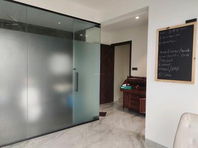 Bedroom Image of 4000 Sq.ft 5 BHK Apartment / Flat for rent in Santacruz West Mumbai for Rs. 600000