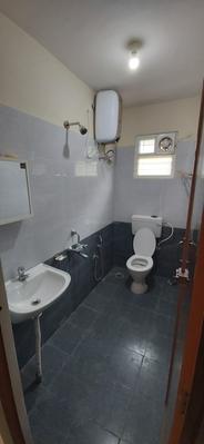 Bathroom Image of 700 Sq.ft 2 BHK Builder Floor for rent in HSR Layout Bengaluru for Rs. 30000