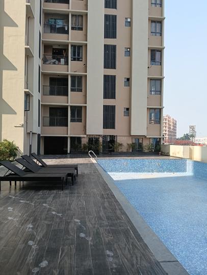 Unimark Lakewood Estate Main Image 1