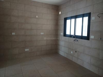Kitchen Image of 2930 Sq.ft 4 BHK Apartment / Flat for sale in Marina One Phase 1, Marine Drive Kochi for Rs. 41000000