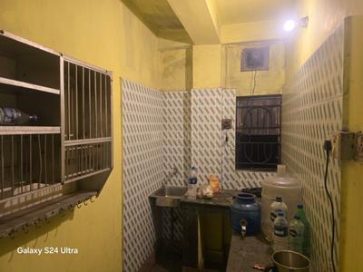 Kitchen Image of 800 Sq.ft 2 BHK Independent House for rent in New Alipore Kolkata for Rs. 12000