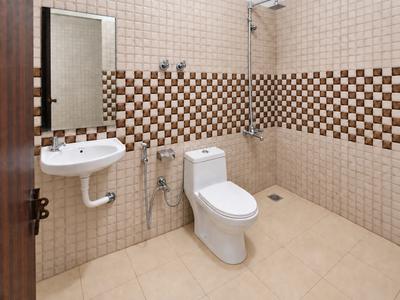 Bathroom Image of Room Soom PG/1RK Available For Rent in Sector 15, Noida