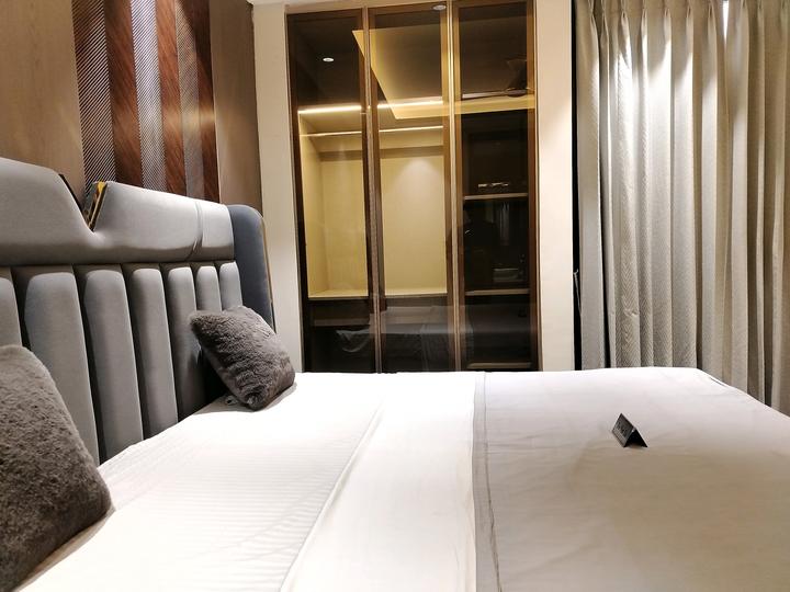 DLF Phase 3 Bedroom 1