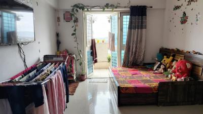 Living Room Image of 839 Sq.ft 2 BHK Apartment / Flat for sale in Silver Stone, Handewadi Pune for Rs. 4500000