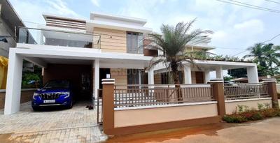 Image of 1800 Sq.ft 3 BHK Villa for sale in Chevayur, Kozhikode for Rs. 14000000