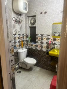 Bathroom Image of 1900 Sq.ft 3 BHK Apartment / Flat for sale in Paras Tierea, Sector 137 Noida for Rs. 23000000