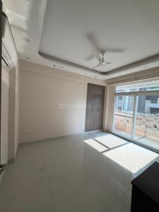 Bedroom Image of 3600 Sq.ft 4 BHK Apartment / Flat for rent in Parx Laureate, Sector 108 Noida for Rs. 115000