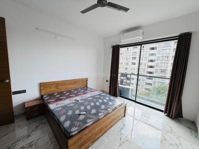 Bedroom Image of 2600 Sq.ft 3 BHK Apartment / Flat for rent in The Gate, Raysan Gandhinagar for Rs. 40000