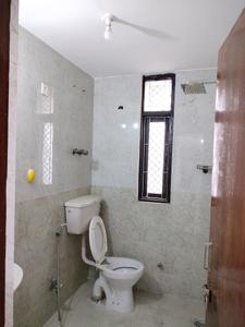 Common Bathroom Image of 1700 Sq.ft 3 BHK Apartment / Flat for sale in Air India Apartment, Sector 3 Dwarka New Delhi for Rs. 26800000