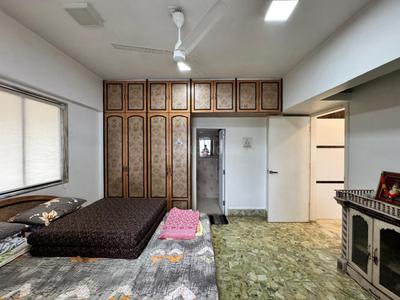 Bedroom Image of 851 Sq.ft 2 BHK Apartment / Flat for sale in Ganesh Nivas, Kandivali West Mumbai for Rs. 25000000