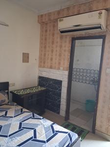 Bedroom Image of 800 Sq.ft 2 BHK Apartment / Flat for rent in APS Heights, Shahberi Greater Noida for Rs. 24000