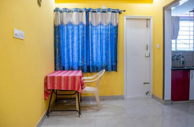 Hall Image of 1200 Sq.ft 2 BHK Apartment / Flat for rent in K R Puram Bengaluru for Rs. 32000