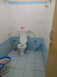 Bathroom Image of 1285 Sq.ft 3 BHK Apartment / Flat for sale in SREE NIDHI ENCLAVE, Electronic City Bengaluru for Rs. 5200000
