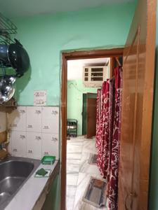 Kitchen Image of 450 Sq.ft 2 BHK Builder Floor for rent in Kotla Mubarakpur New Delhi for Rs. 15000