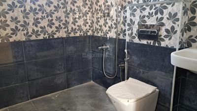 Bathroom Image of 887 Sq.ft 2 BHK Apartment / Flat for sale in Rams Green Inns, Besant Nagar Chennai for Rs. 14800000