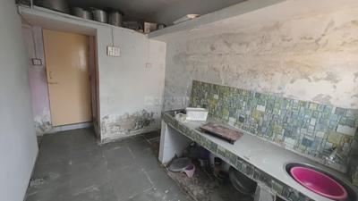 Kitchen Image of 500 Sq.ft 1 BHK Apartment / Flat for rent in Jetalpur Vadodara for Rs. 8500