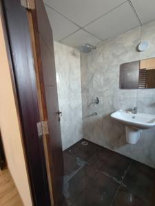Bathroom Image of 1425 Sq.ft 3 BHK Apartment / Flat for sale in Kodathi Bengaluru for Rs. 16000000