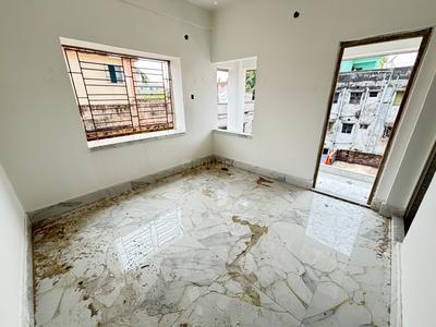 Bedroom Image of 805 Sq.ft 2 BHK Apartment / Flat for sale in Siddhaye Apartment, Hindmotor Hooghly for Rs. 2254000