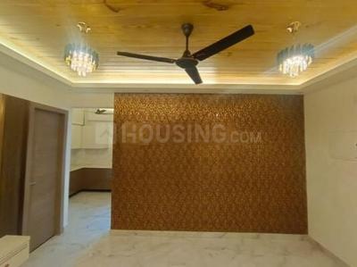 Hall Image of 1550 Sq.ft 3 BHK Apartment / Flat for sale in Sector 74 Noida for Rs. 4999999