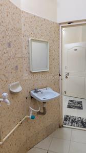 Bathroom Image of 480 Sq.ft 1 BHK Apartment / Flat for rent in Begumpet Hyderabad for Rs. 22000