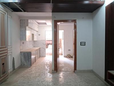 Living Room Image of 1050 Sq.ft 2 BHK Apartment / Flat for sale in DM Infra, Sector 104 Noida for Rs. 4000000
