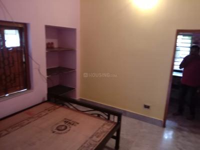 Bedroom Image of 545 Sq.ft 1 BHK Builder Floor for rent in Keshtopur Kolkata for Rs. 7450