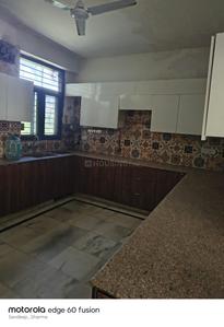 Kitchen Image of 5400 Sq.ft 5 BHK Duplex for sale in Sector 30 Noida for Rs. 70000000