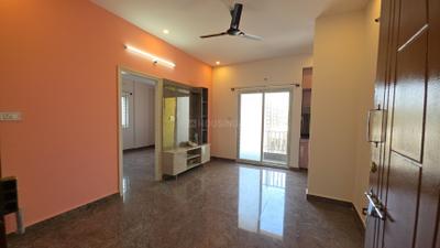 Living Room Image of 900 Sq.ft 2 BHK Builder Floor for rent in Singasandra Bengaluru for Rs. 30000