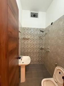 Bathroom Image of 1050 Sq.ft 2 BHK Apartment / Flat for rent in Ekta Vihar Dehradun for Rs. 21000