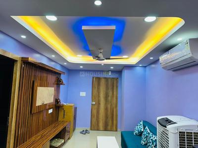 Hall Image of 700 Sq.ft 1 BHK Apartment / Flat for rent in Picnic Garden Kolkata for Rs. 16000