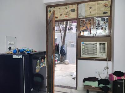 Bedroom Image of 250 Sq.ft 1 RK Apartment / Flat for rent in Munirka New Delhi for Rs. 16000