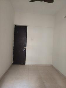 Bedroom Image of 1700 Sq.ft 3.5 BHK Apartment / Flat for sale in Magarpatta Grevillea, Magarpatta City Pune for Rs. 25500000